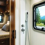 Viodus KRV-9001 Karavan Araç Duş Paneli Beyaz
